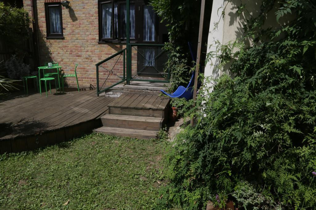 Shoreditch 1 With Garden Лондон Номер фото